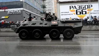 Военный парад в Екатеринбурге - 9 мая 2018