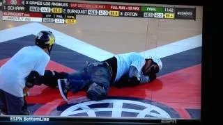[HD] Bob Burnquist Breaks Nose on Mega Ramp