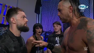 Confrontación entre Finn Bálor y Damian Priest en Backstage - WWE Raw 28/08/2023 (En Español)