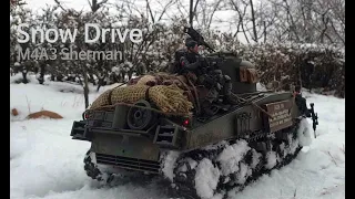 Driving the snow!  henglong 1/16 scale rc tank M4A3 Sherman  (Basic Version) 헝롱셔먼 눈길주행
