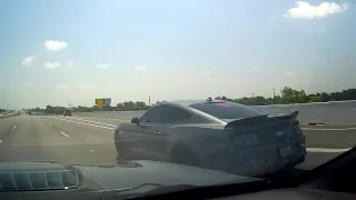 5th Gen Camaro SS(L99) Vs Gen3 Coyote(MT) #5thgencamaro #mustang #racing