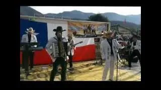 LOS SUPER CHARROS EN CALLAQUI AYUDANDO A LOS HIJOS DE LA NIEVE