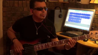 Uriah Heep "Free Me" Bass Cover/Playalong....