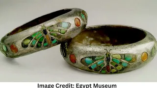 The mystery of the silver bracelets of Queen Hetepheres in her celebrated tomb at Giza solved