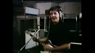 Paul McCartney - Press ("The Paul McCartney Special" 1986) (Raw Footage)