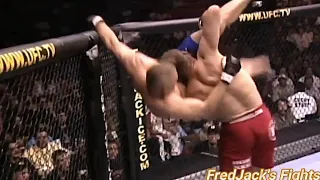 Chuck Liddell vs Randy Couture 1 Highlights (Couture Makes History) #ufc #mma #randycouture