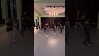 Dura - Daddy Yankee - kids dance