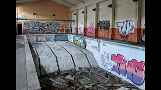 Abandoned Martyrs School - Bradford