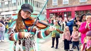 CROWD STOPS for VIOLINIST playing ‘Don’t Stop Me Now’ - Queen - Holly May Violin Street Performance