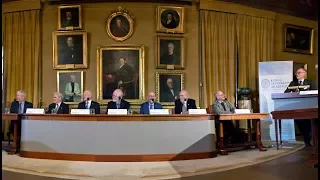 Press conference with the Nobel Laureates in Physics and Chemistry and the Laureate in Economic Scie