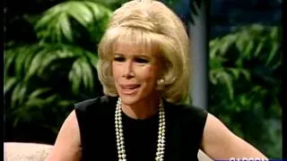 Joan Rivers Can't Stop Laughing Trying to Tell a Joke to Johnny Carson, Apr 1986 Part 4