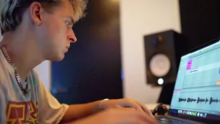 Nick Mira Making Beats From Scratch In Home Studio LA (Studio Cookup Vol. 5)