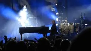 Piano Man: Billy Joel live at the Manchester Arena 29/10/13