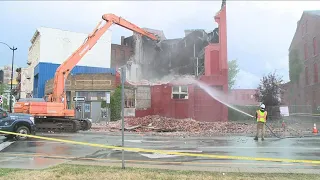 Buffalo building demolished after collapse