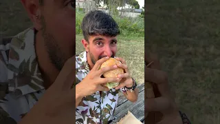 You want fries with that? 🍔 #Insta360 #burger #lifestyle #video #tricks #viralshorts #vlog #fyp