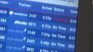 Orbitz: Charlotte is the worst airport to get stuck