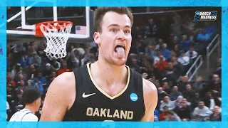 Oakland's Jack Gohlke Hits 7 Threes In 1st Half vs. Kentucky | 2024 March Madness