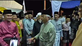 Bila Sultan Pahang Jodohkan Orang, Jadi Orang Tengah Pulak Ye 🤭