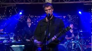 Queens of the Stone Age - 3's and 7's - Letterman 2007 [HD]