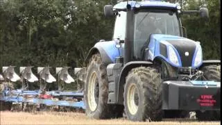 New Holland T8.420 ploughing.2014.wvm