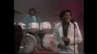 FATS LARRY'S BAND '1982' - Zoom