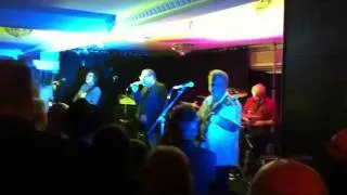 Lee Brilleaux Memorial 2011 - The Practice - Dr Feelgood's She's A Wind-Up