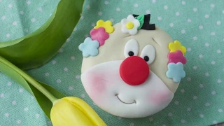 Clown Cupcakes mit dem Happy Faces Cutter