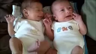 Twins Sneeze in Sync‬
