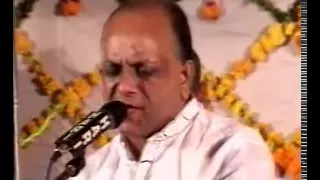 Vinod Agarwal ji kanahiya ko ek roj roo kar pukara .mp4