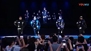 A hologram Michael Jackson appear at a Chinese tribute show