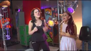 Victorious ( A Cappella ): Ariana Grande & Liz Gillies sing " Give It Up "