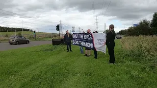 Leftard has a little meltdown in Castleford at PA banner