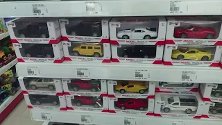 Diecast peg hunting at Mr Toys & I bought a Range Rover