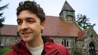 HEARTWARMING CHRISTMAS MUSIC from an English Village Church