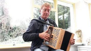 Irish Reel: JENNY'S CHICKENS on button accordion