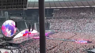 Coldplay - Viva La Vida - concert Berlin 2022