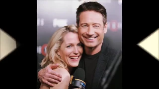 Gillian Anderson and David Duchovny snogger video Джиллиан Андерсон и Дэвид Духовны