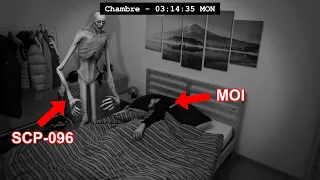 J'AI FILMÉ SCP 096 M'OBSERVER pendant que je DORS DANS LA VRAIE VIE… 😨 (traumatisant)