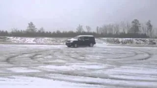 Nissan Armada Snow Drift 3