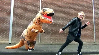 Dinosaur - Melbourne Shuffle