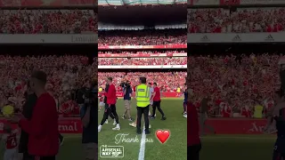 "SALIBAAA"🎶 William Saliba Shows His Appreciation After Arsenal's Final 22/23 League Clash ❤ #Shorts