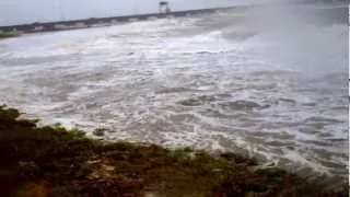 Hurricane Sandy raw beach footage from Norfolk, VA