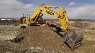 Testing operators on the Komatsu 1250