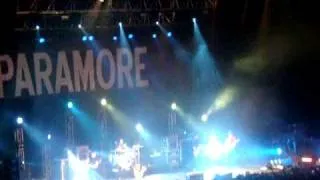 Paramore In Singapore - Misery Business