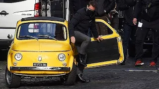 TOM CRUISE STUNTS IN ROME WITH FIAT 500 FILMING MISSION IMPOSSIBLE 7 (MI7)