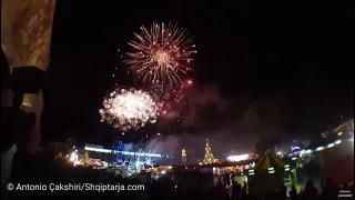 Gëzuar 2019. Spektakli i fishekzjarreve në Sheshin Skënderbej