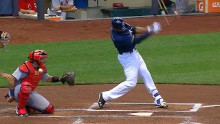 STL@MIL: Yadi stays in after getting hit by foul ball