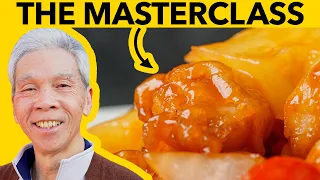 🤤 How a Chinese chef cooks Sweet and Sour Chicken! (甜酸雞)