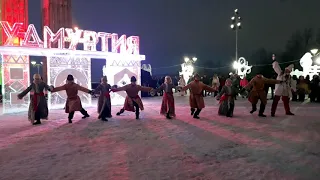 Удмуртский лёд :  Ансамбль "Ижевск"