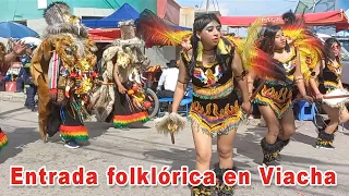 Gran entrada folklórica en Viacha